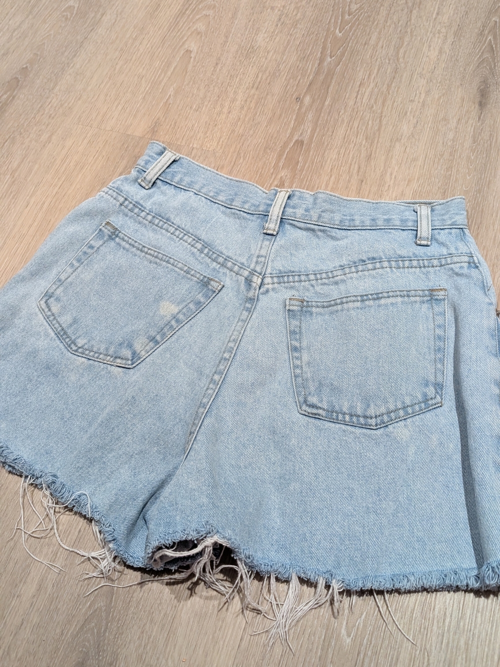 Vintage Nevada Jean Shorts Light Blue Embroidered Flowers Cottage Core 1990s - Picture 3 of 10